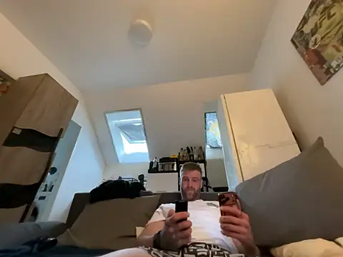 Snapshot of jarda94cz chatting on 06/10/26, 03:39 jarda94cz online show from 06/10/26, 03:39