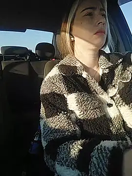 Reina Cummings online show from 02/27/26, 06:13