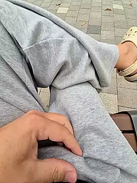 starvingo2002 online show from 11/08/25, 02:45