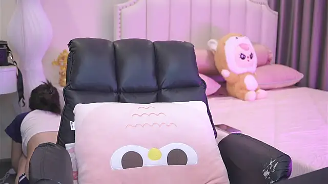  Dorry  online show from 04/19/26, 06:32