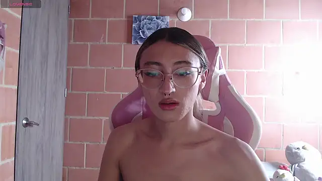 Andrea camilaaa online show from 09/28/25, 04:12