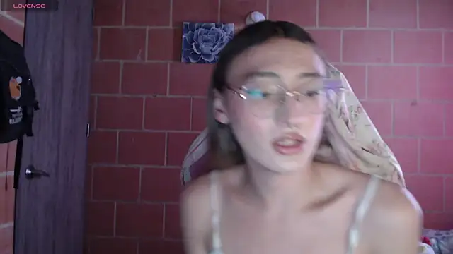 Andrea camilaaa online show from 10/14/25, 05:36