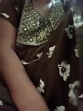 Love-pari08 online show from 10/30/25, 04:19