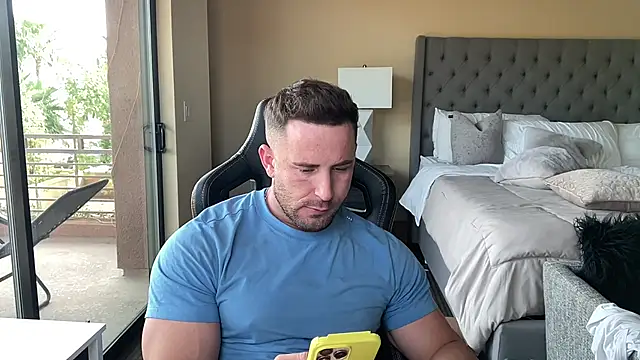 brettmycles28 online show from 09/27/25, 11:21