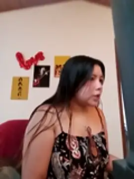 LucyPetit online show from 12/04/25, 12:58