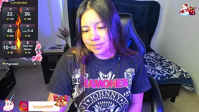 LucyPetit online show from 01/07/26, 01:13