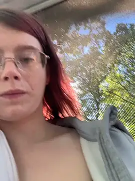 Snapshot of raen001 chatting on 09/09/25, 07:52 raen001 online show from 09/09/25, 07:52