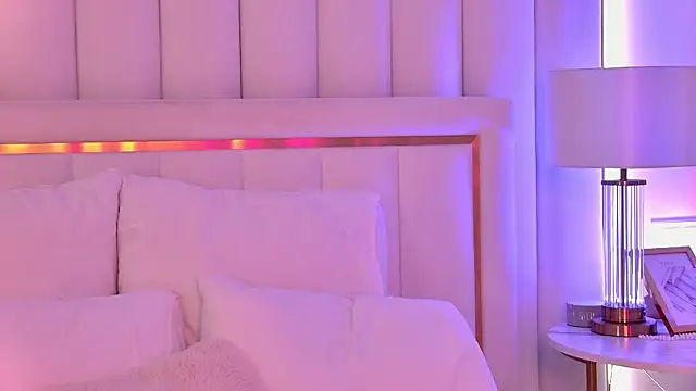 Snapshot of ArianaMell chatting on 02/03/26, 06:22 ArianaMell online show from 02/03/26, 06:22