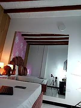 AlissonPeach01 online show from 12/23/25, 10:46