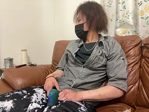 CAMEL1913 online show from 04/20/26, 03:09