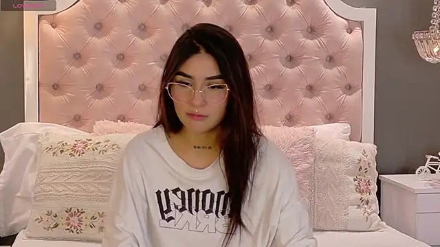 VioletBlaze online show from 11/26/25, 01:34