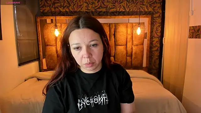 Isa Thompson   online show from 11/20/25, 11:54