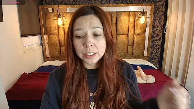 Isa Thompson   online show from 05/06/26, 11:48