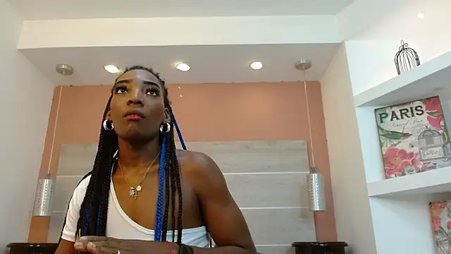 Snapshot of AlexandraCambell chatting on 04/28/26, 02:27 AlexandraCambell online show from 04/28/26, 02:27