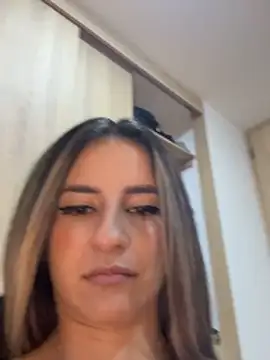 NIQUEILLA8 online show from 03/10/26, 12:59