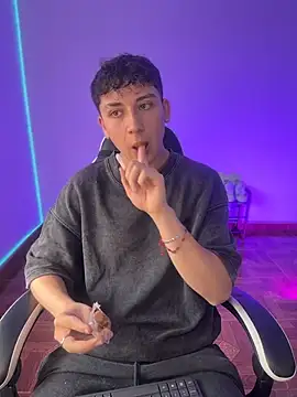 Casper   kyy online show from 11/28/25, 06:10