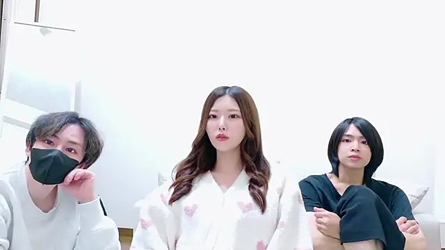 Reto-sama online show from 11/09/25, 01:09