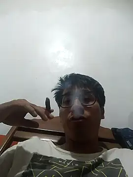 Snapshot of Marioeso chatting on 07/16/26, 04:07 Marioeso online show from 07/16/26, 04:07