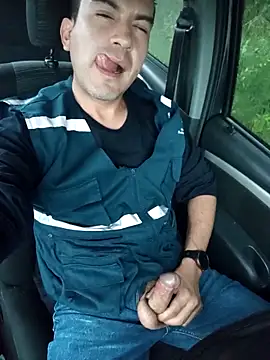 Blackaxes online show from 11/20/25, 08:08