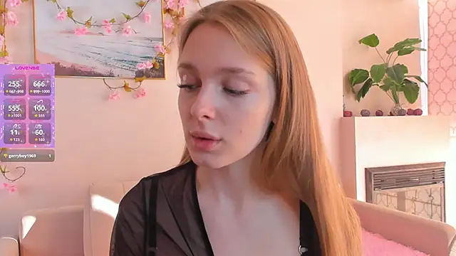 CindyGreen online show from 10/18/25, 06:26