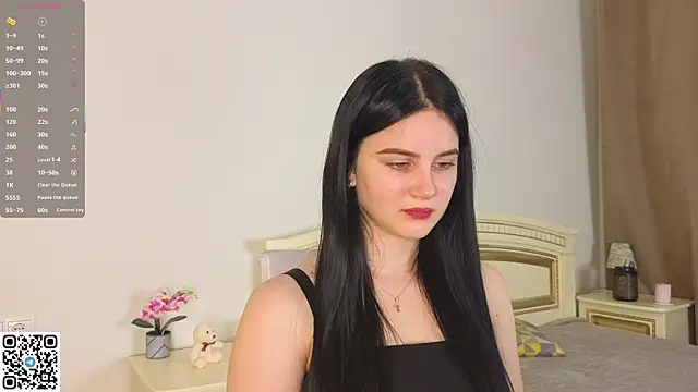 EnricaElis online show from 11/03/25, 08:10