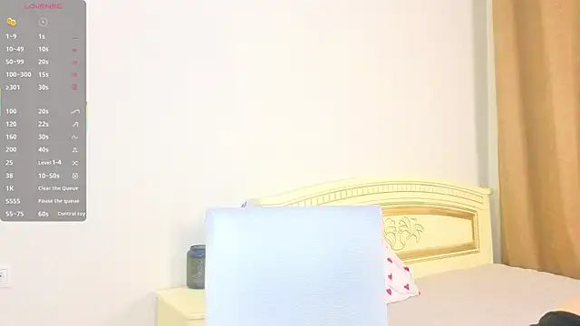 EnricaElis online show from 04/18/26, 08:42