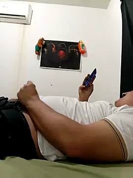 Snapshot of lameraverja123 chatting on 11/12/25, 07:42 lameraverja123 online show from 11/12/25, 07:42