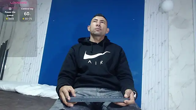 Morganandmegan online show from 01/12/26, 11:04