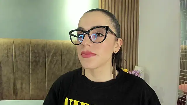 IsisNoir online show from 04/08/26, 01:00