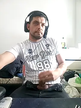 ghostfu1996 online show from 04/18/26, 03:16