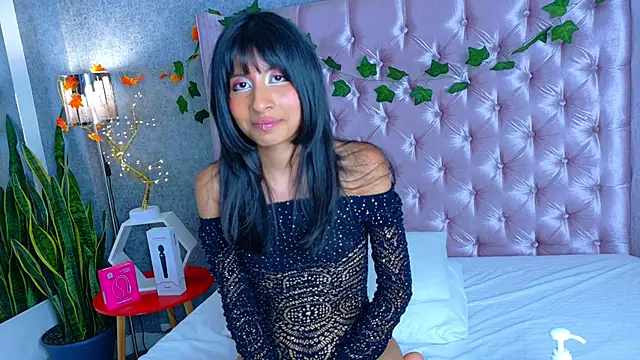 LizetteKitty online show from 11/12/25, 06:03