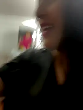 GiaDuque online show from 10/09/25, 10:08