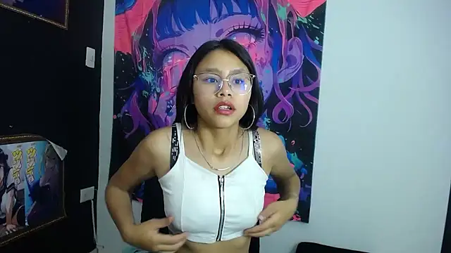 SofieLove 01 online show from 09/23/25, 09:12