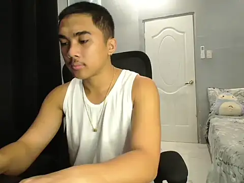 pinoyAdrianneXXX online show from 10/15/25, 02:01