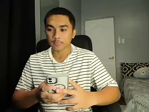 pinoyAdrianneXXX online show from 10/17/25, 11:35