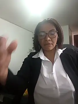 hiilarybrown online show from 03/09/26, 06:34