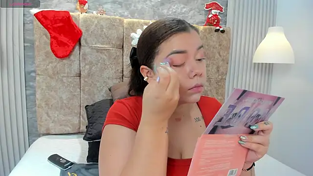 leilapons online show from 11/30/25, 05:39