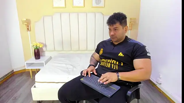 michael hill1 online show from 10/04/25, 01:09