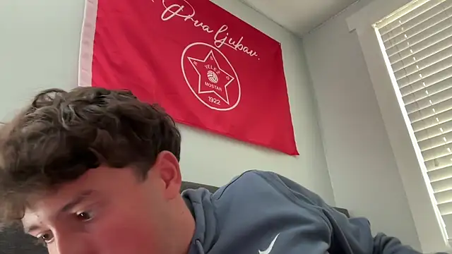 Snapshot of isiah_xx chatting on 09/28/25, 04:45 isiah xx online show from 09/28/25, 04:45