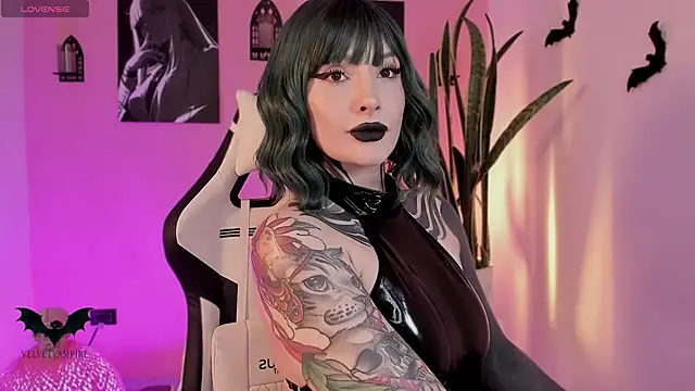VelvetVampiree online show from 01/16/26, 10:47