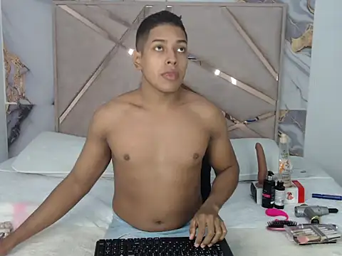 Boy-X- online show from 09/19/25, 10:32