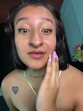 EVAH LEE  online show from 03/18/26, 12:58