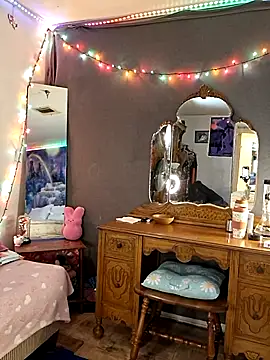 PeachyAriel online show from 04/08/26, 03:56