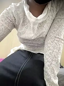 -Mie-xxx online show from 03/06/26, 07:54