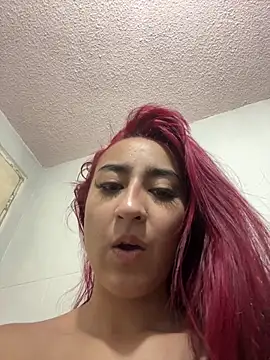 Snapshot of JuliethaDemon_ chatting on 09/15/25, 01:11 JuliethaDemon online show from 09/15/25, 01:11