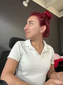 JuliethaDemon  online show from 02/12/26, 02:01