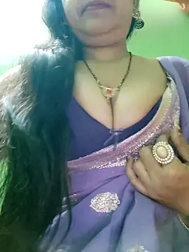 Sofia-ex online show from 11/28/25, 11:51