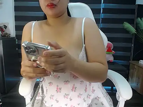 NANA 199k online show from 11/16/25, 07:03