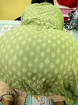 Snapshot of hotti-rashmi chatting on 11/01/25, 08:49 hotti-rashmi online show from 11/01/25, 08:49