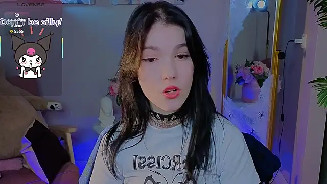 Sophie SkyAngel online show from 10/28/25, 01:47